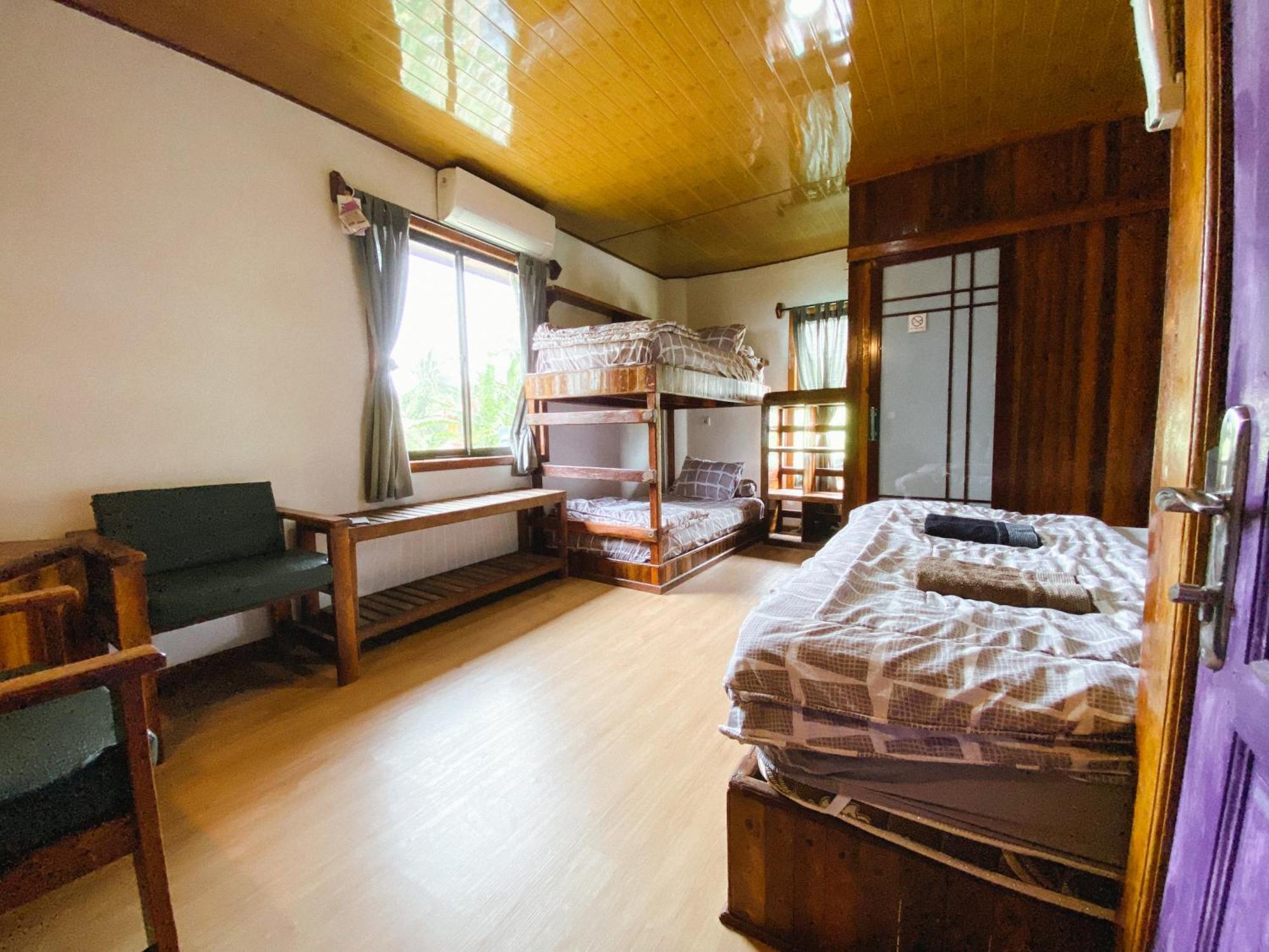 Jamburae Lodge Lagudri Zimmer foto