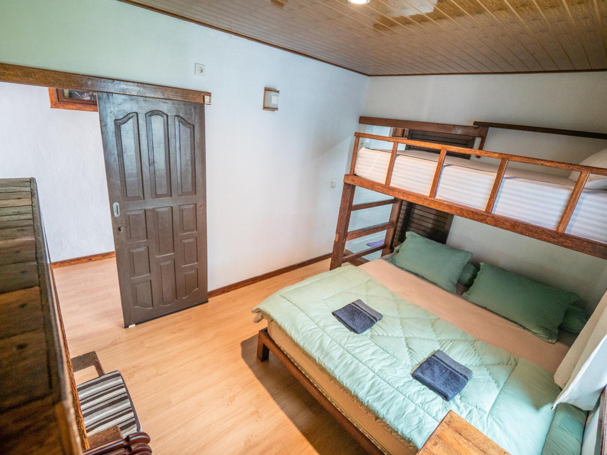 Jamburae Lodge Lagudri Zimmer foto